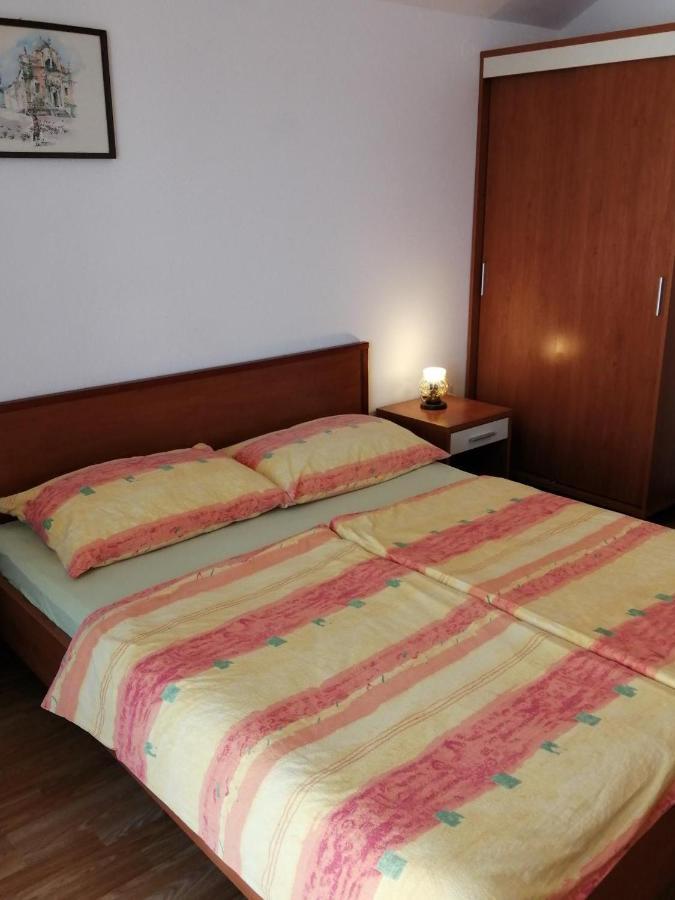 Maribela Apartments Trogir Ngoại thất bức ảnh