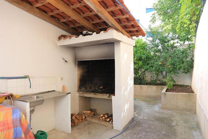 Maribela Apartments Trogir Ngoại thất bức ảnh