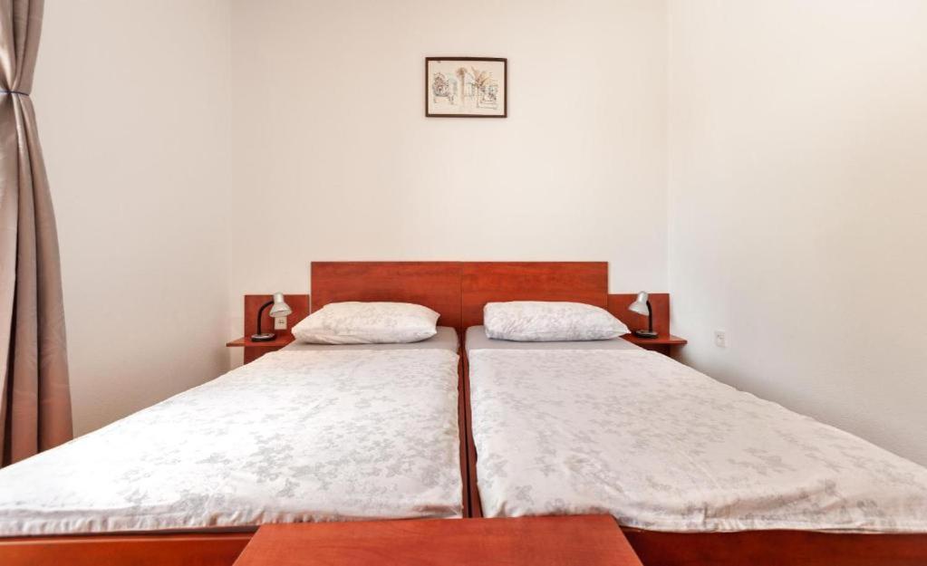 Maribela Apartments Trogir Ngoại thất bức ảnh