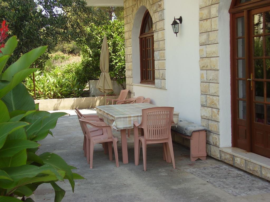 Maribela Apartments Trogir Ngoại thất bức ảnh