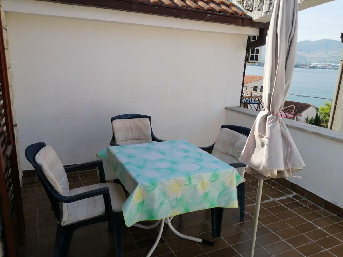Maribela Apartments Trogir Ngoại thất bức ảnh