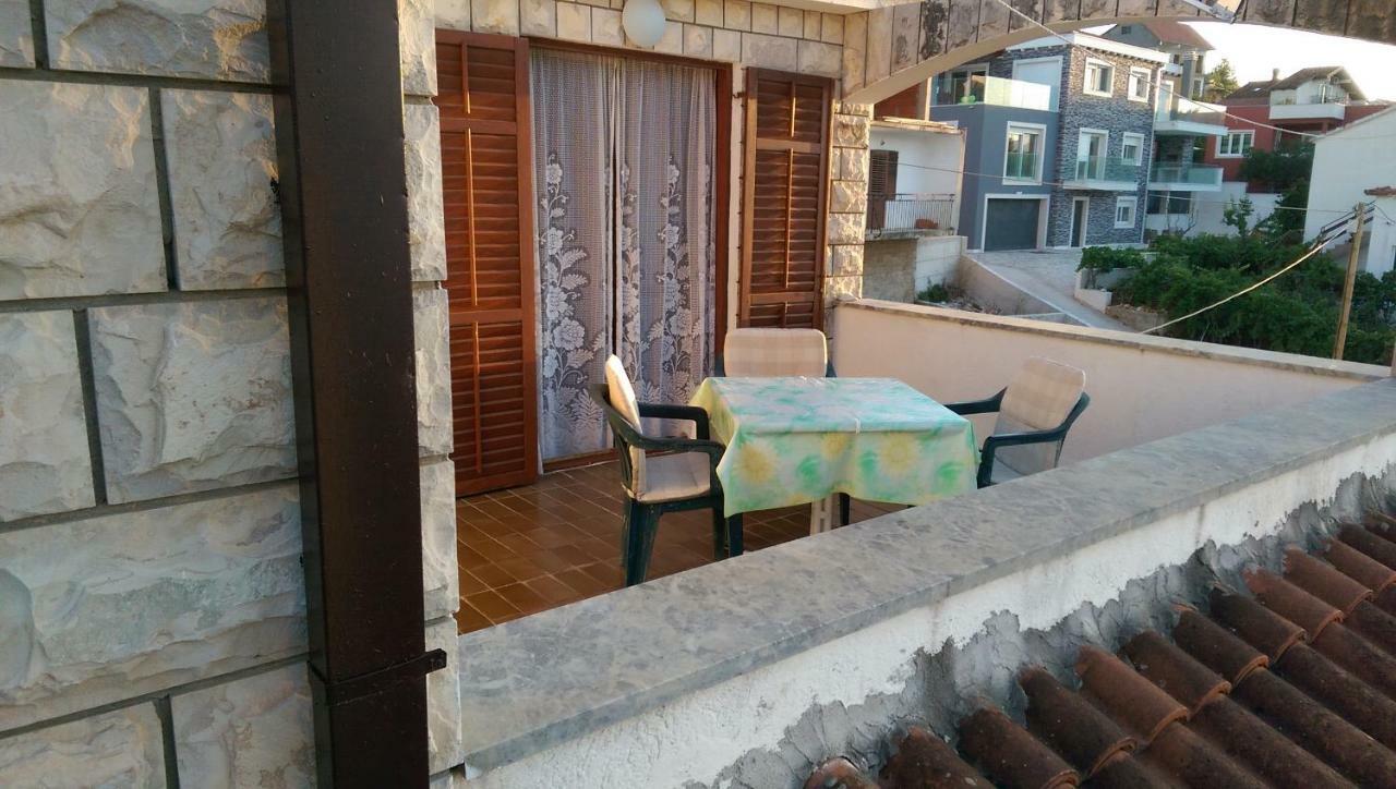 Maribela Apartments Trogir Ngoại thất bức ảnh