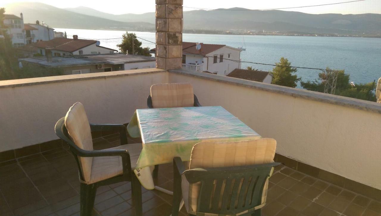 Maribela Apartments Trogir Ngoại thất bức ảnh